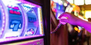 lil789 Myanmar Online Casino Hero